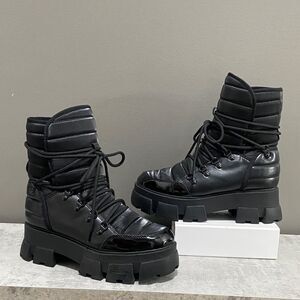 Aldo Black Women's Lace-Up Boots Combat Moto Style Size 7.5